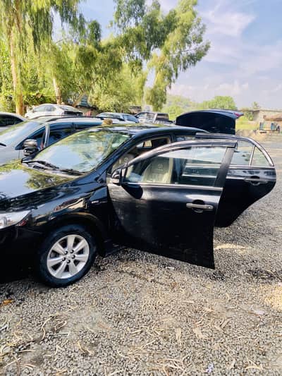 Toyota Corolla GLI 2011