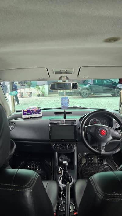 Suzuki Swift 2014  03068609370
