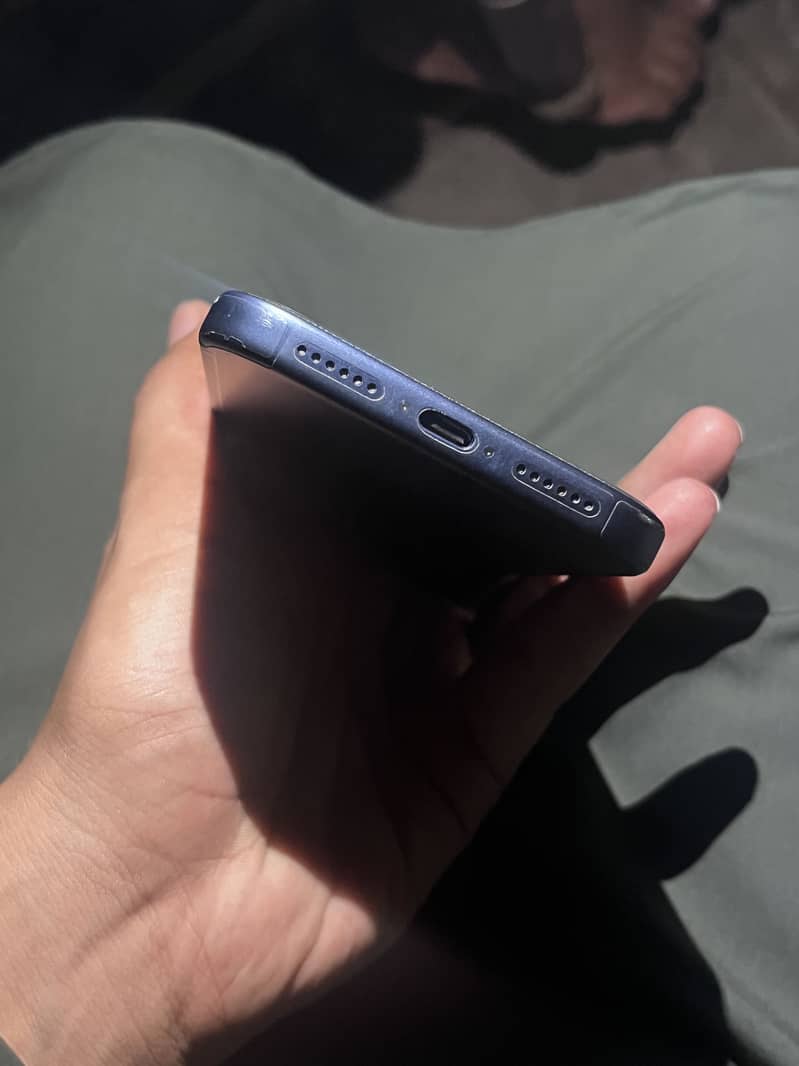 Apple iPhone 17 Pro Max 6