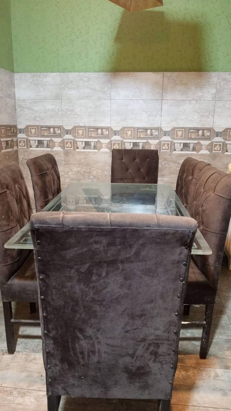 6 sitter dining table 0