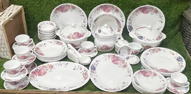 Marbal Dinner Set