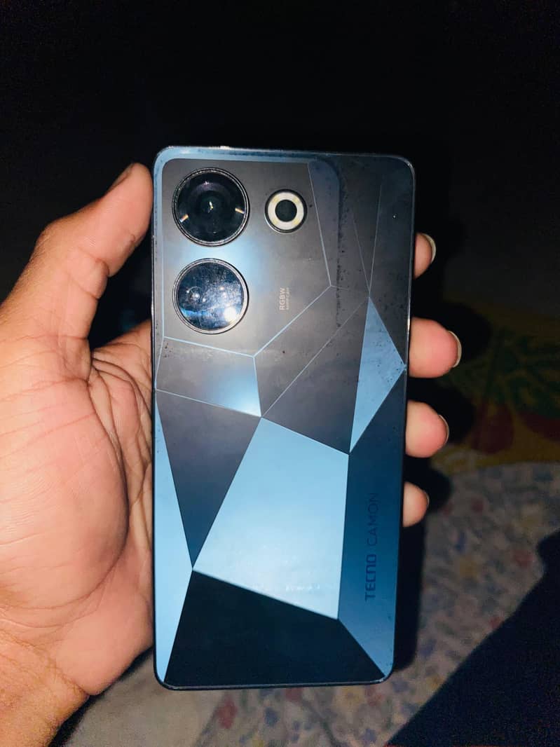 Tecno CAMON 20 1