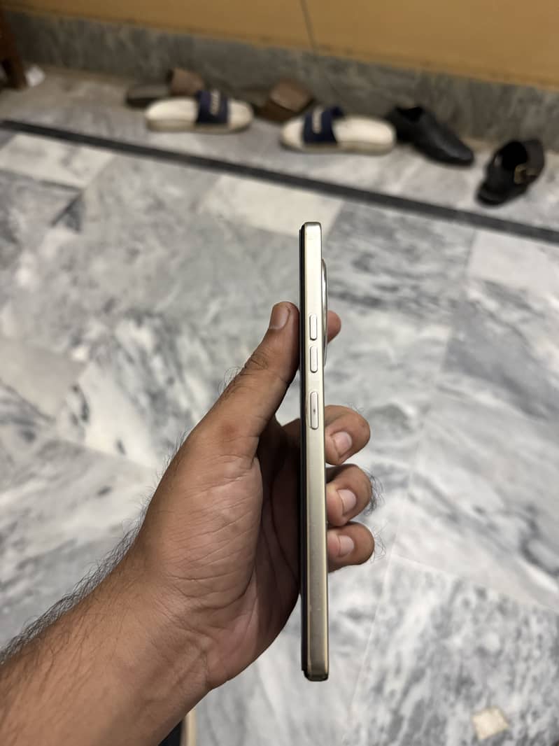 Tecno CAMON 30 2