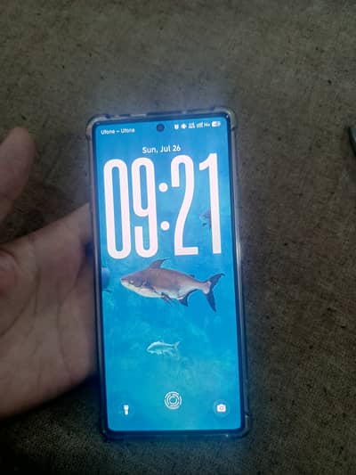 Tecno camon 40 simple