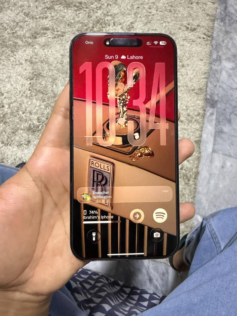 Apple iPhone 15 Pro Max 2