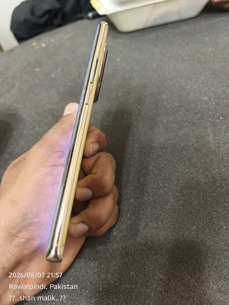 camon 30s 2