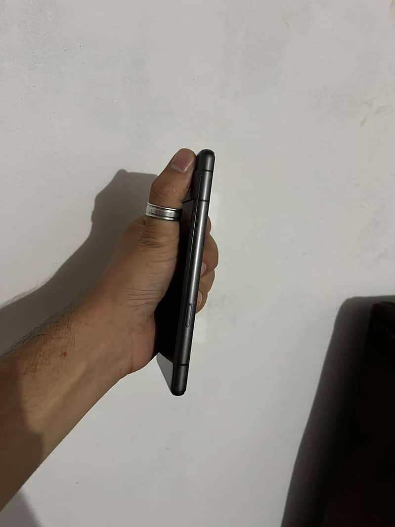 Google Pixel 7a 4