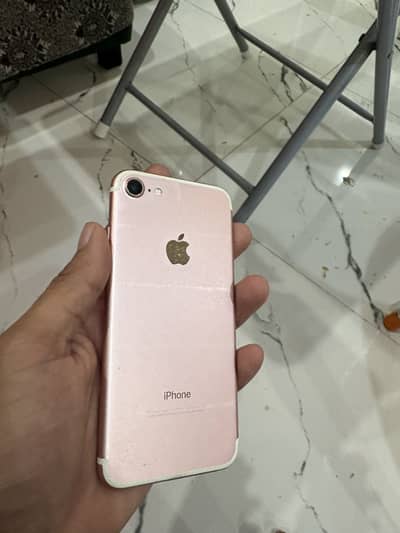 Apple iPhone 7