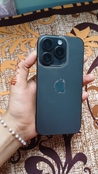 Apple iPhone 15 Pro