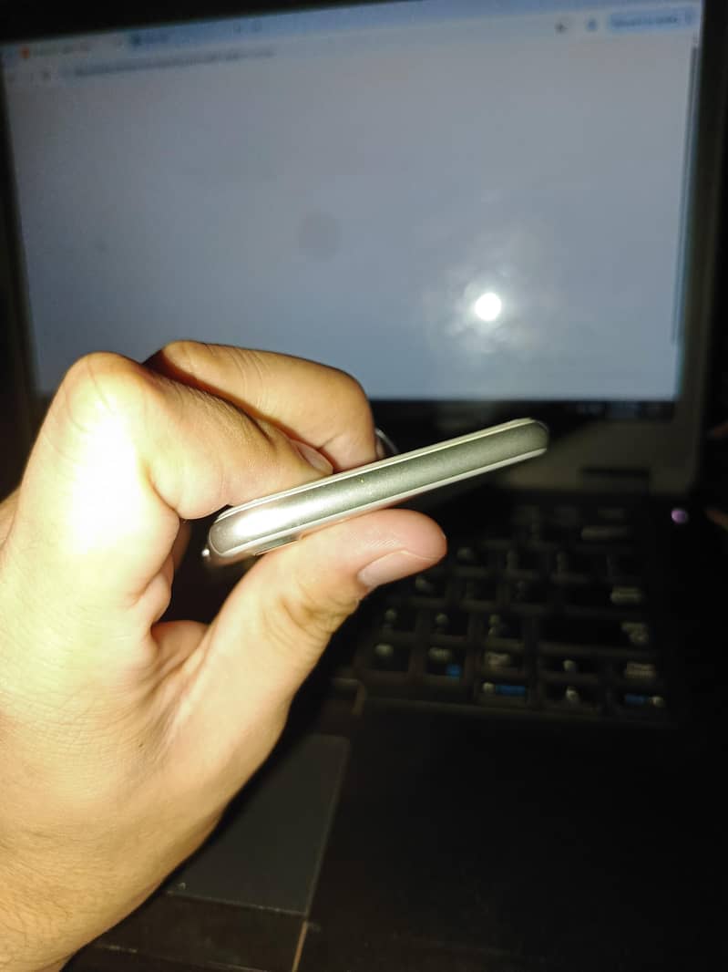 Apple iPhone 7 4