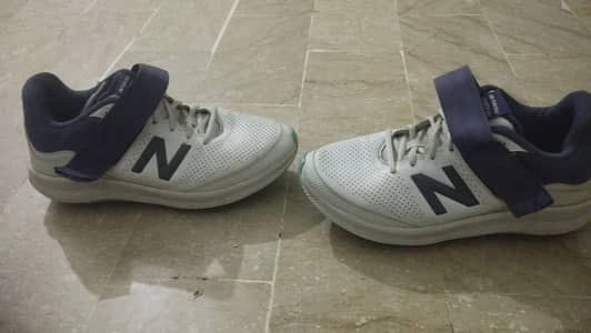 New Balance Spikes