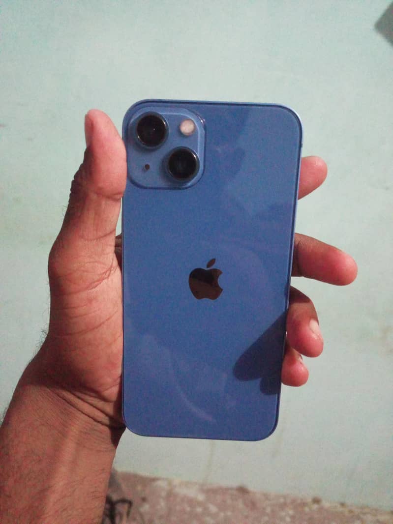 Apple iPhone 13 1
