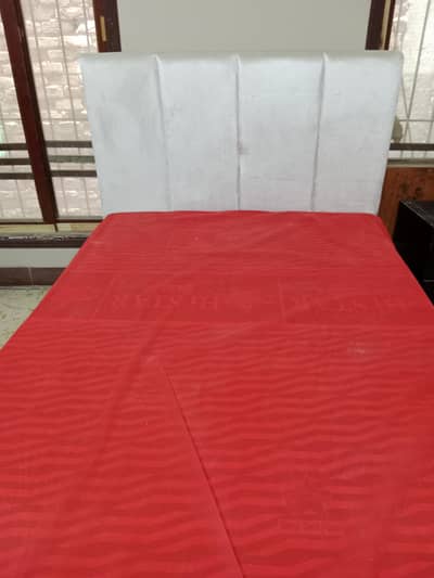 King Size Wooden Bed – Excellent Condition