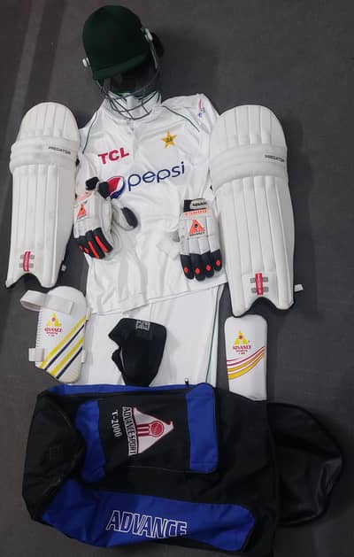 Cricket kit for sale - Good Condition