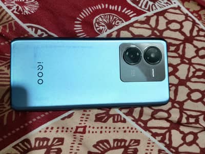 IQOO Z8 Gaming Phone
