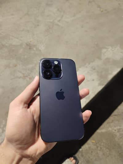 iPhone 14 Pro factory unlock