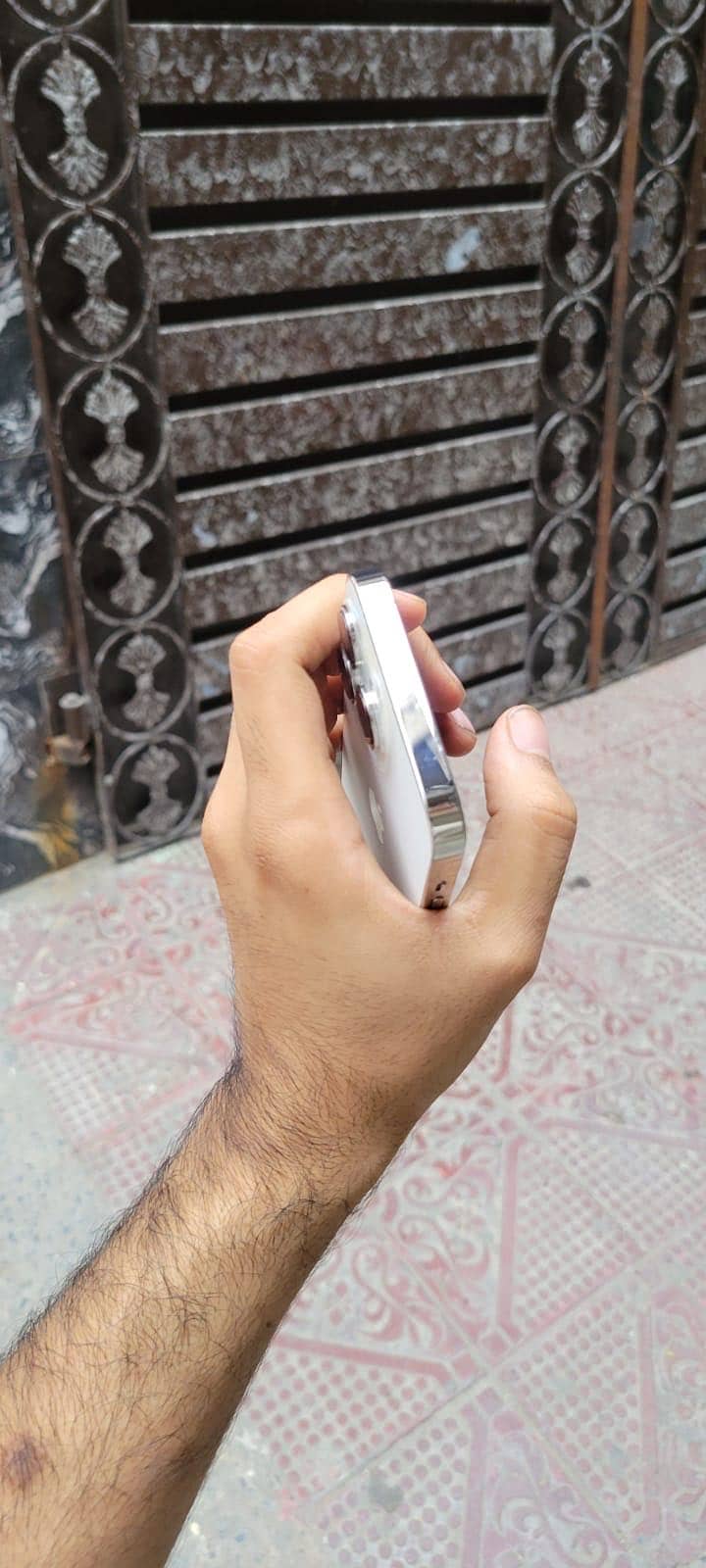 Apple iPhone 13 Pro 0