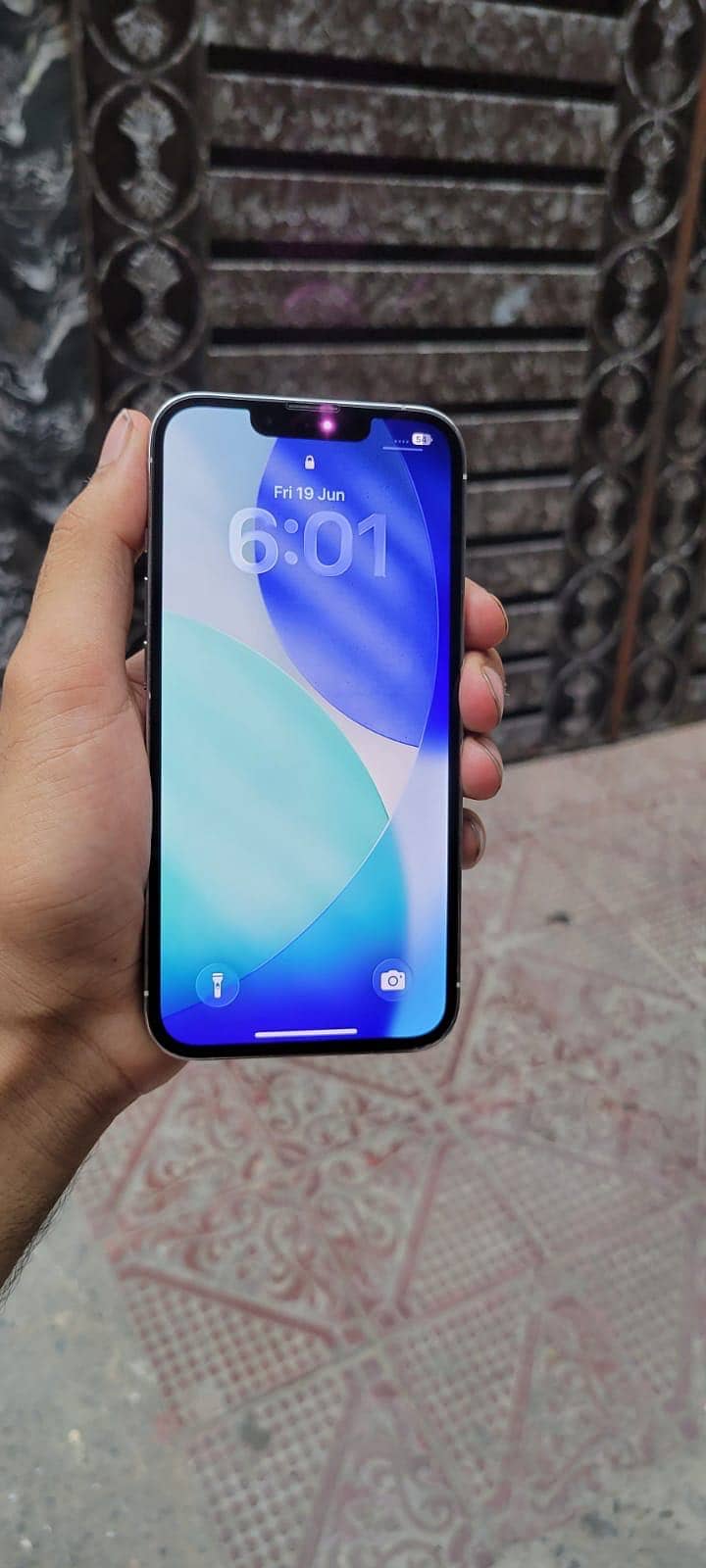 Apple iPhone 13 Pro 2