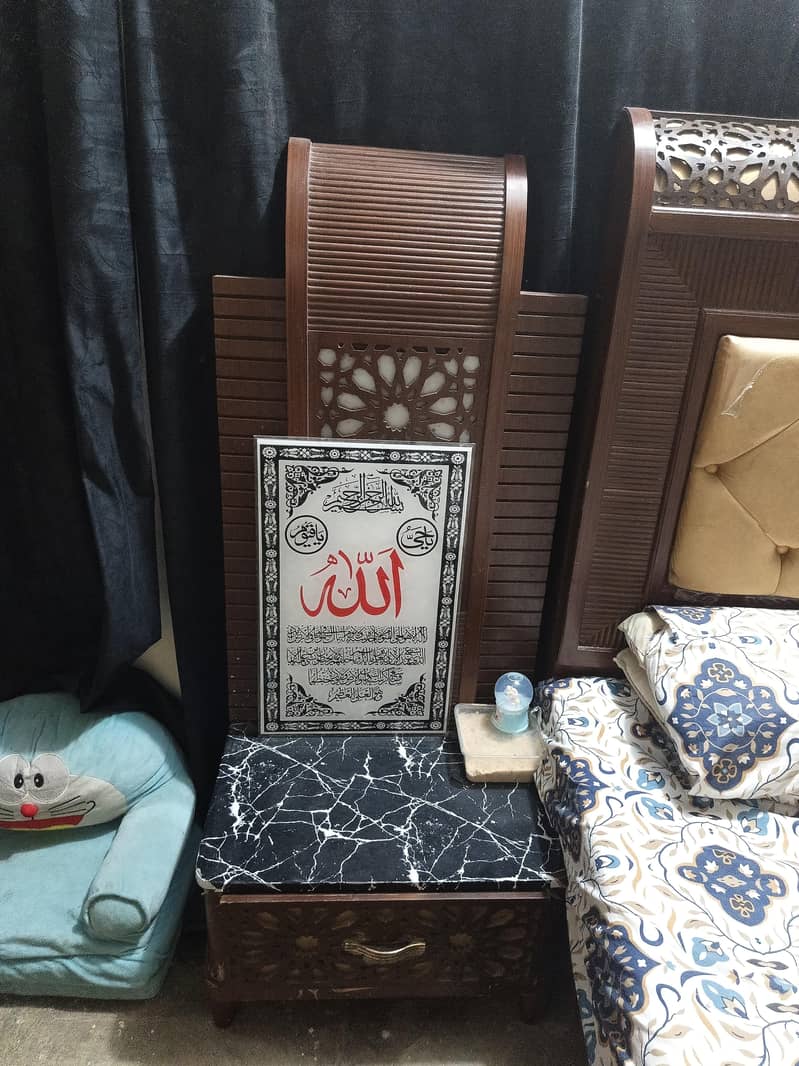 bed dressing side table almari 1