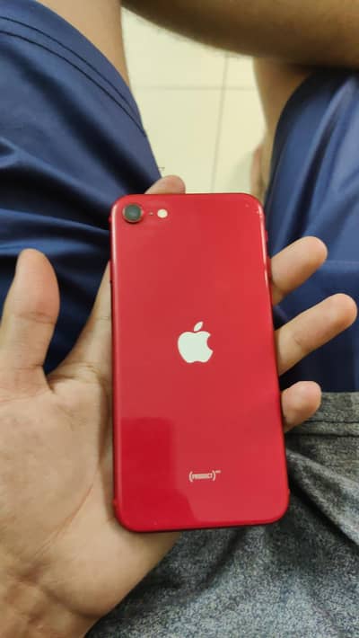 Apple iPhone SE