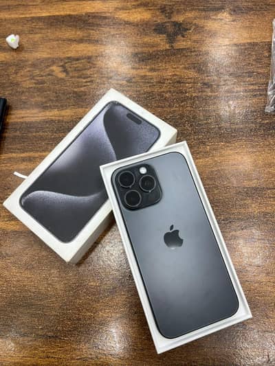 Apple iPhone 15 Pro Max 256gb with box