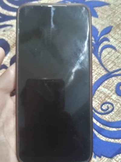 call is par karo 03709901905 4 64 ram rom boc charge sath hai all ok h