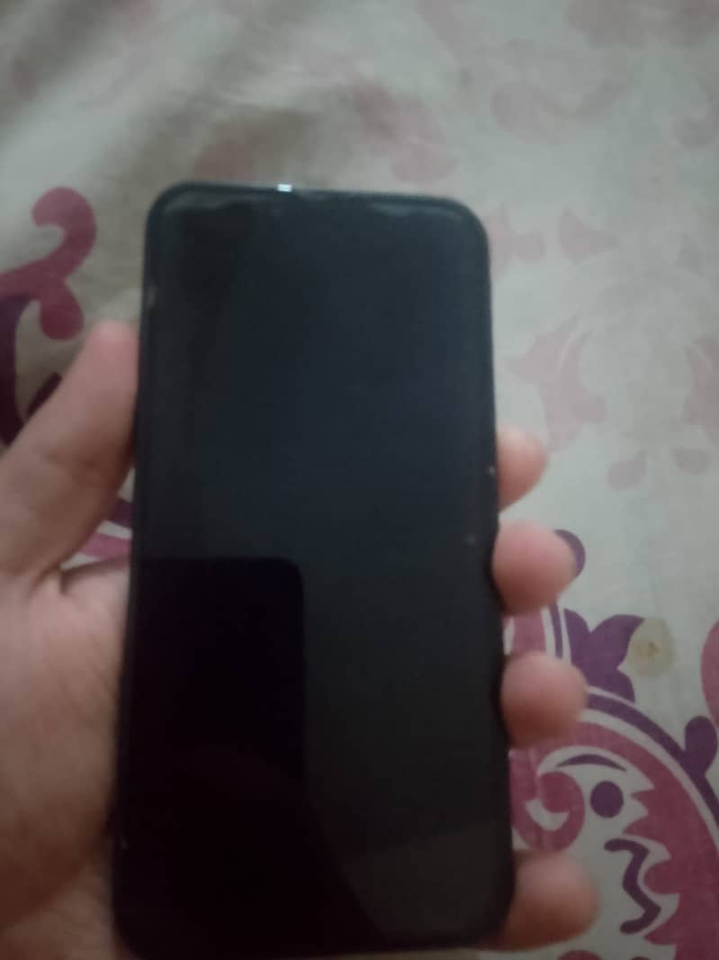 Apple iPhone 14 4