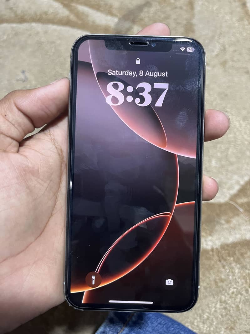 Apple iPhone X 3