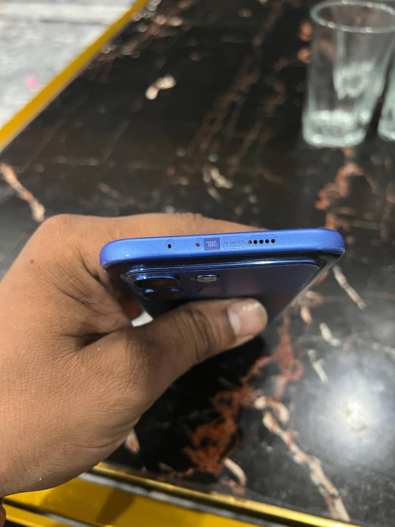 Infinix note edge 4