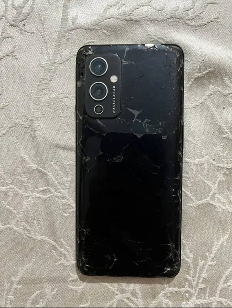 One Plus 9 Pro 4
