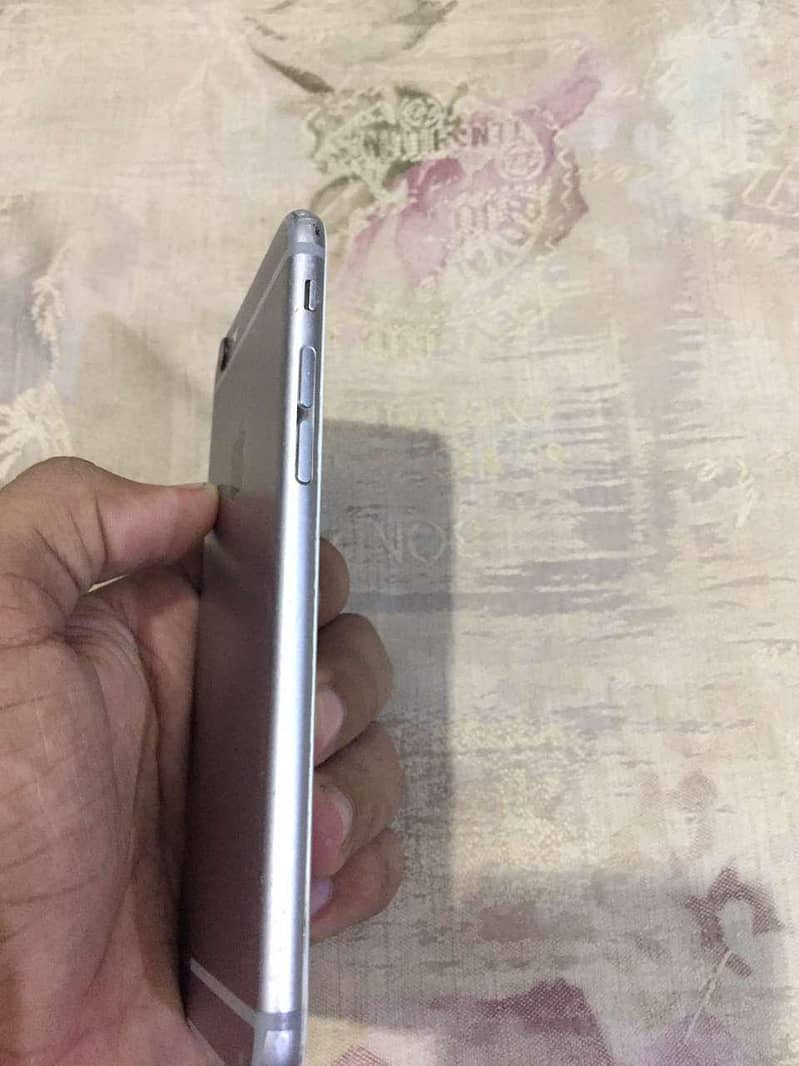 Apple iPhone 6 0