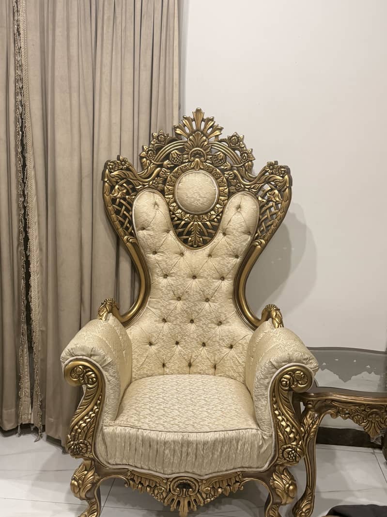 Royal bed 1