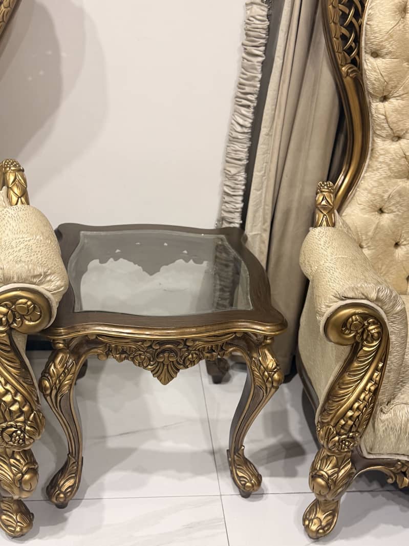 Royal bed 6