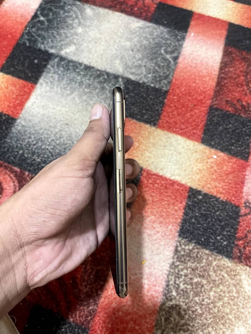 XS Max jv 2