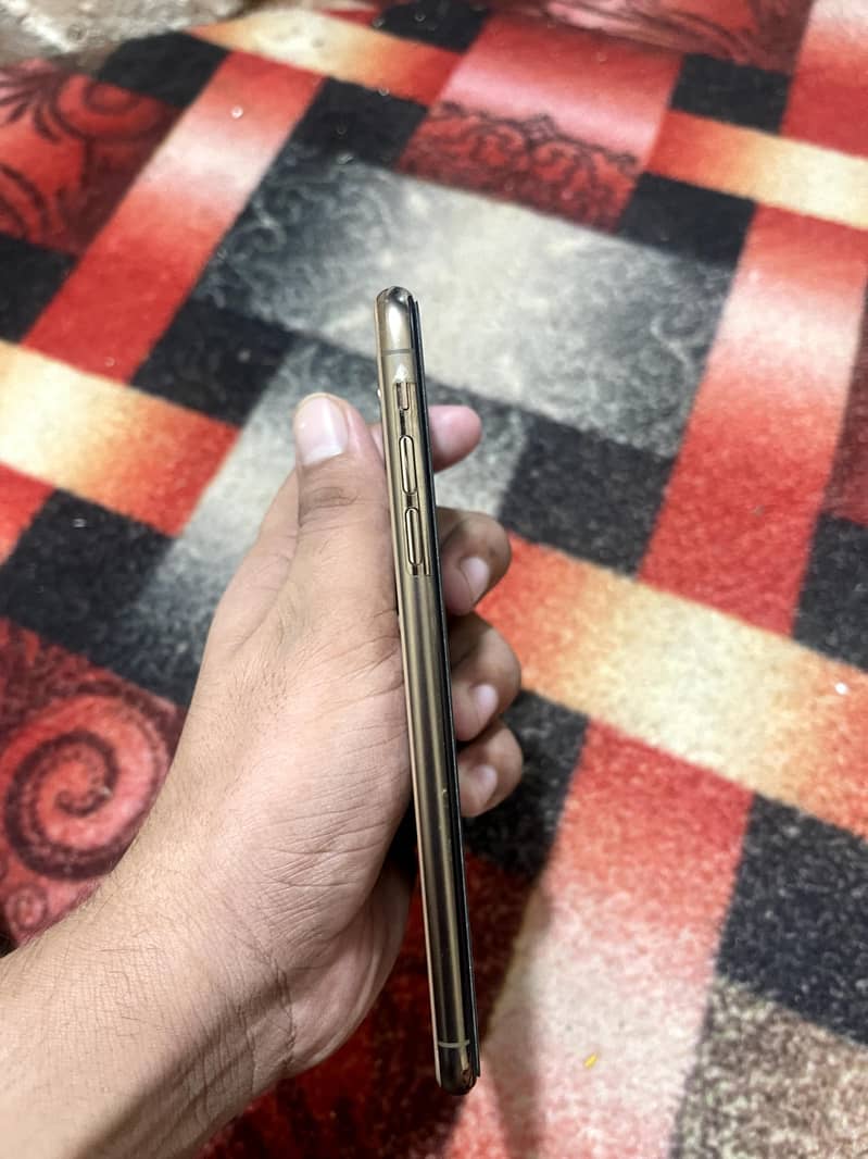 XS Max jv 3