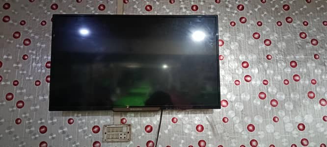 EcoStar 40 Inch Full HD LED TV CX-40U561 – Excellent Condition