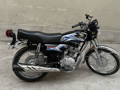 Honda 125 black Brand new