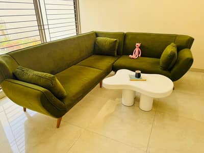 Elegant Olive Green L-Shaped Sofa - Modern corner couch