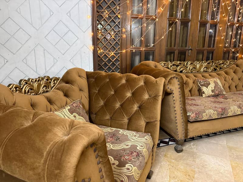 Unique Design Sofa Set 5
