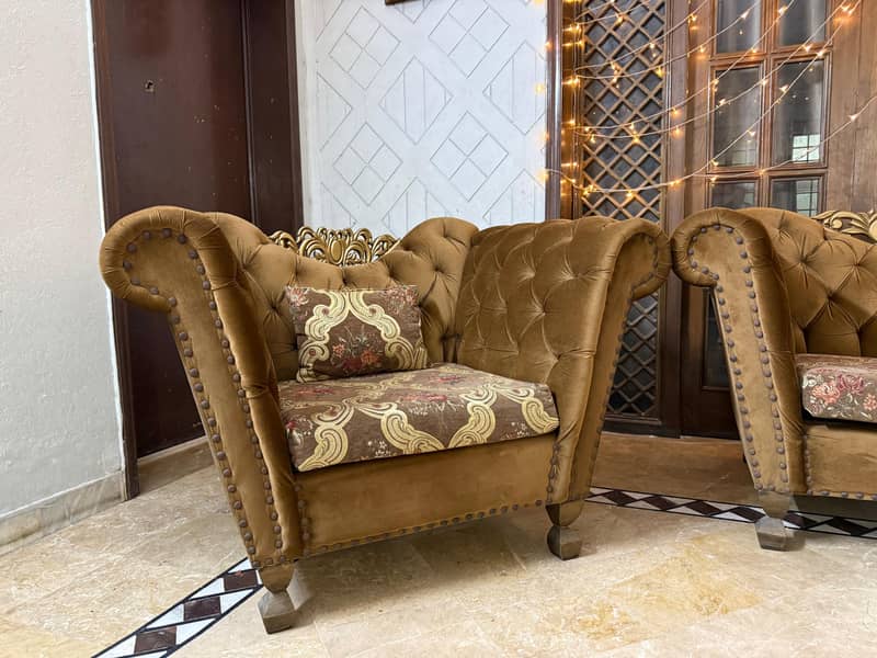 Unique Design Sofa Set 7