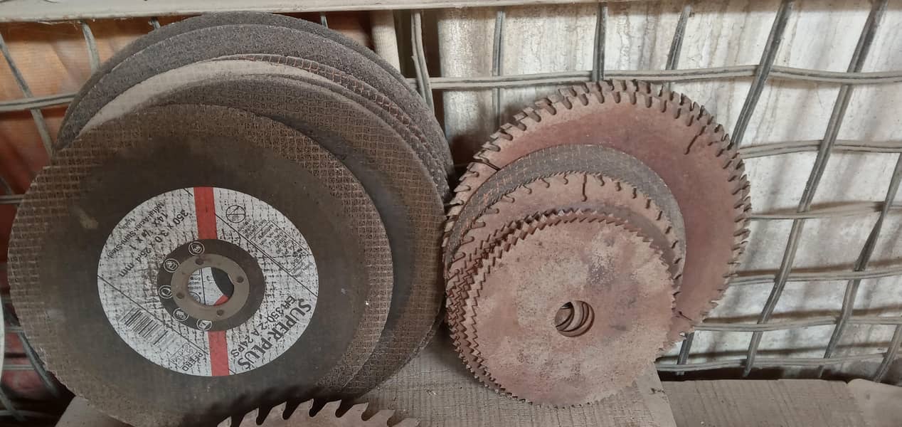 All carpenter Tools 6