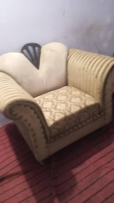 2seatr sofa