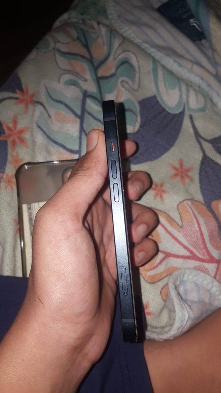 Iphone 13 2