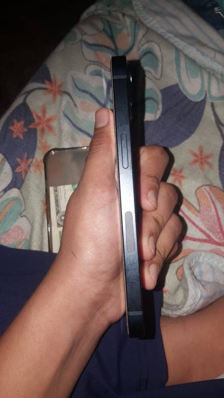 Iphone 13 3