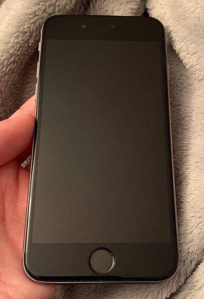 Apple iPhone 6 0