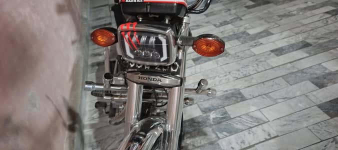 Honda 125 self start 19. &. 20 Exchange Hu Jya Ga  Ybr ya YBZ only