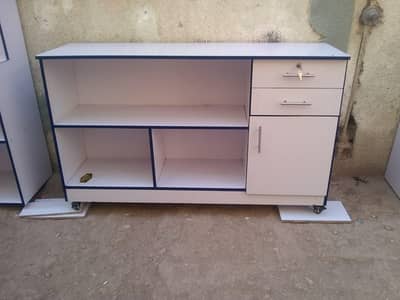 drasing table