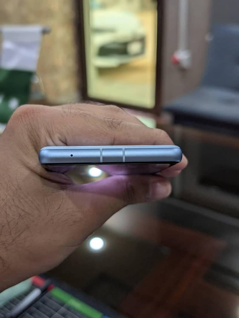 Google Pixel 7a 3