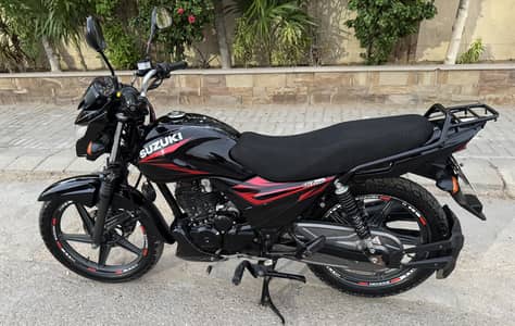 Suzuki GR 150 2022