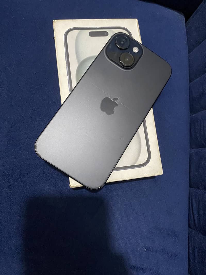 Apple iPhone 15 4